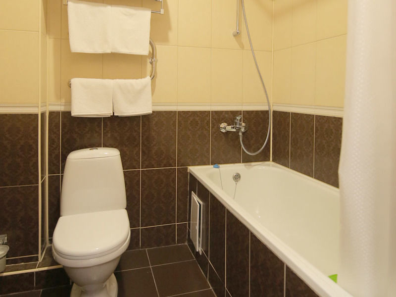 Стандарт 2-местный 1-комнатный с балконом, вид на море (корпус Атола)