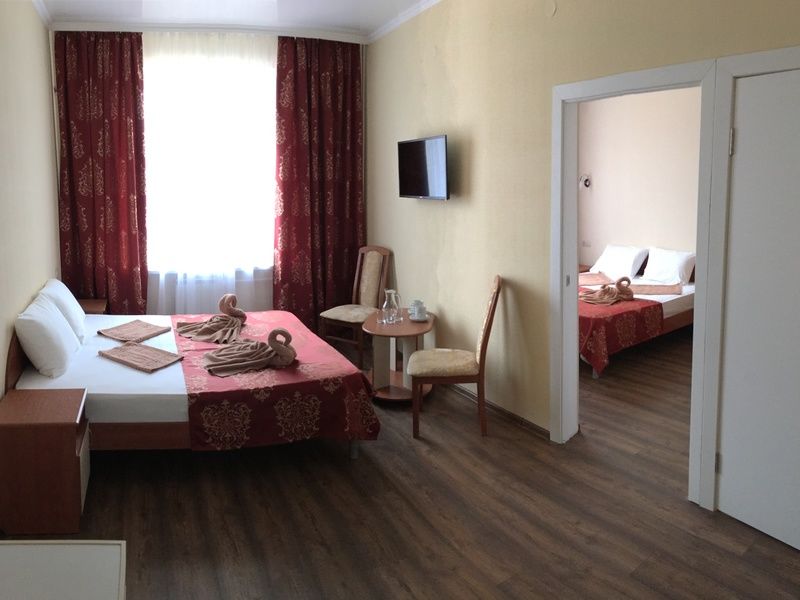 Стандарт 4-местный 2-комнатный без балкона