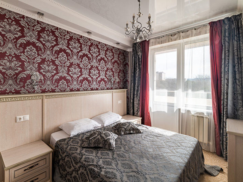 Люкс 2-местный 2-комнатный (с балконом)