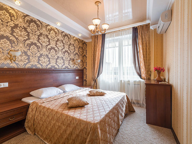 Люкс 2-местный 2-комнатный (с балконом)