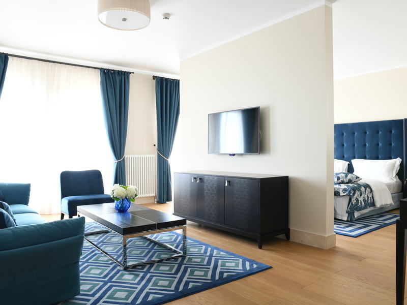 Вилла Вишневый сад 6-местная