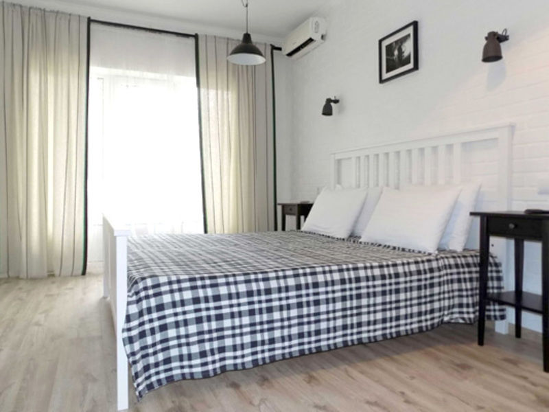 Коттедж Белый Дом 6-местный