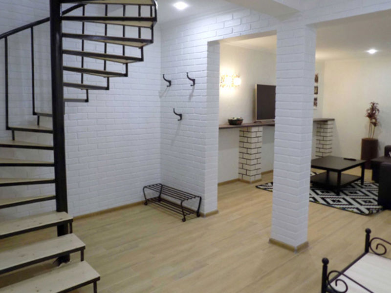 Коттедж Белый Дом 6-местный