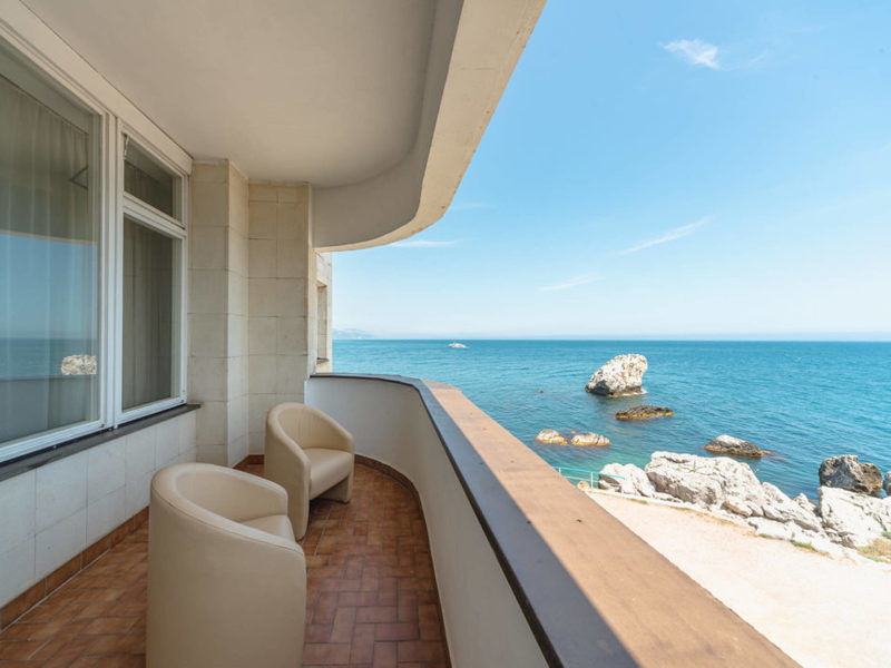 Люкс 2-местный 2-комнатный (корпус №3) (вид на море)