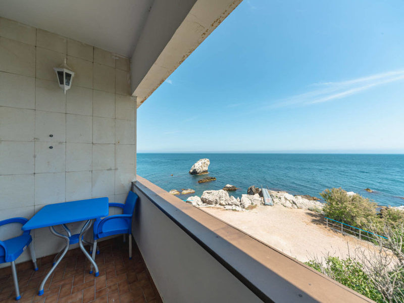 Люкс 2-местный 2-комнатный (корпус №3) (вид на море)