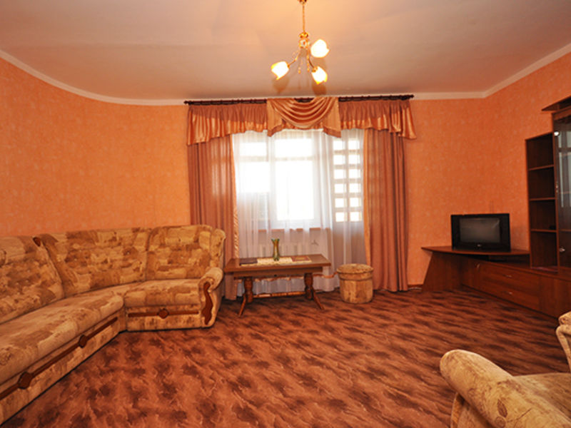 Люкс 2-местный 2-комнатный коттедж №9