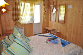 Стандартный 1-комнатный 2-местный деревянный коттедж, Пансионат Прометей плюс ВВ, Заозерное