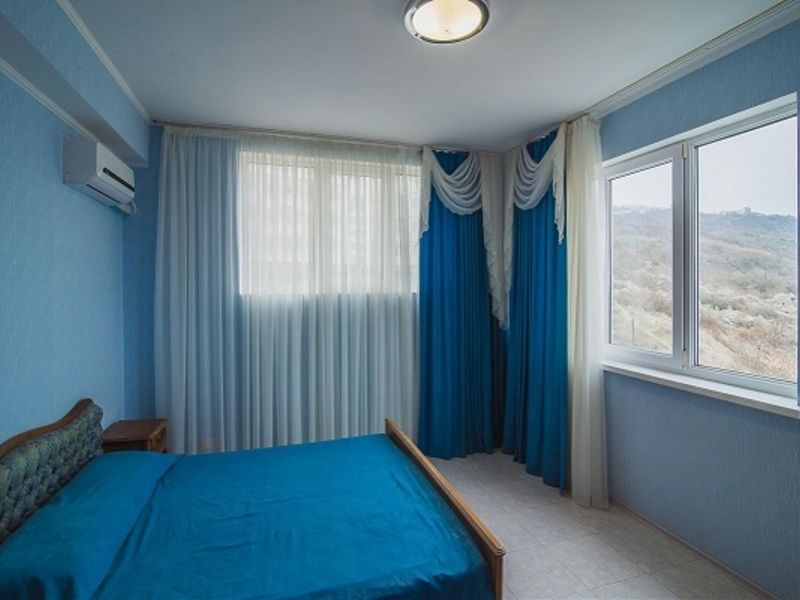 Люкс 2-местный (вид на море)