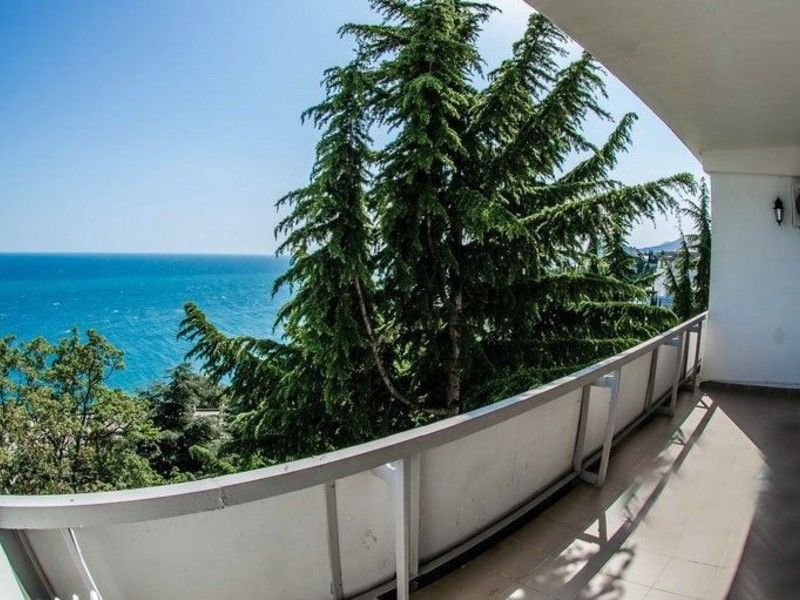 Люкс 2-местный 2-комнатный ЮГ 5 этаж корп.3 балкон