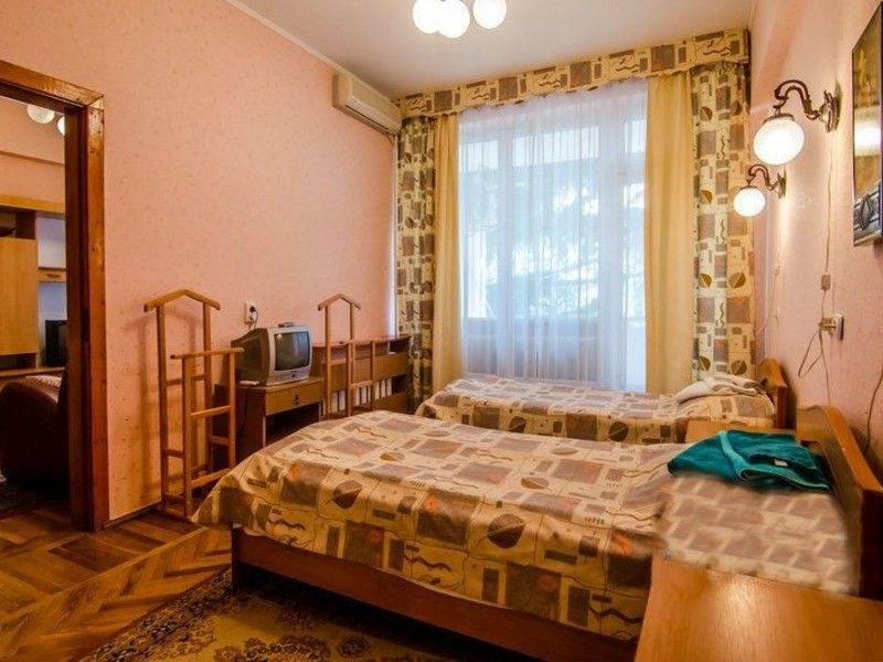 ПК 2-местный 2-комнатный ЮГ корп.3