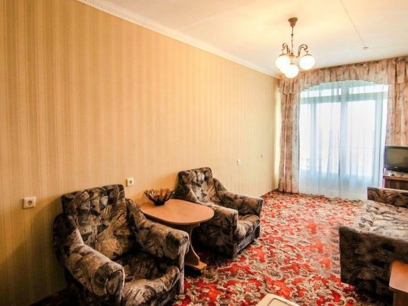 Стандарт 2-местный 2-комнатный ЮГ корп.4