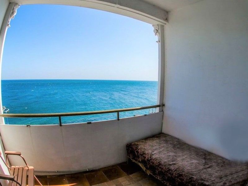 Стандарт 2-местный 2-комнатный ЮГ корп.4 балкон