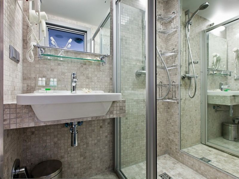 Стандартный Улучшенный 2-3-местный с двуспальной кроватью и диваном