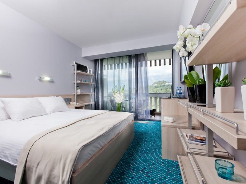 Стандартный Улучшенный 2-местный с одной двуспальной кроватью