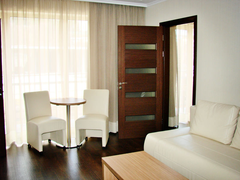 Люкс 4-местный 3-комнатный