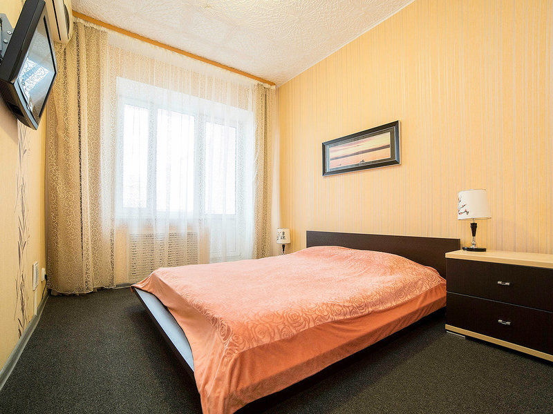 Люкс 2-местный 2-комнатный ( с балконом)