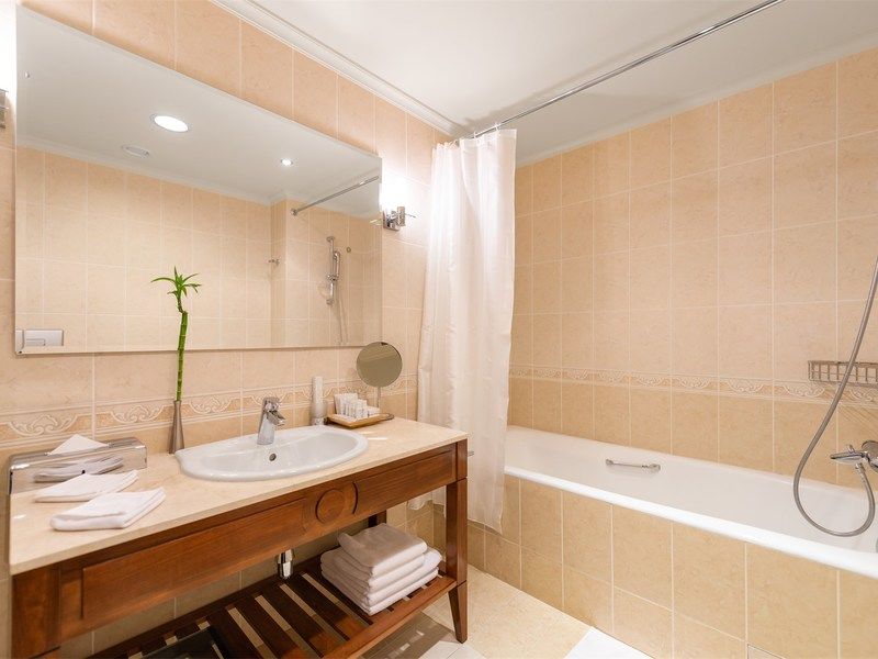 Супериор 2-местный (с видом на лес)