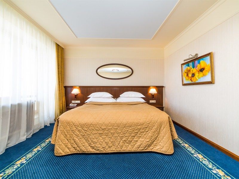 Супериор 2-местный (с видом на озеро)