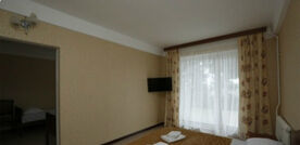 Стандарт 4-местный 2-комнатный  (2,4 этаж) в корп.1, Санаторий Каспий, Манас