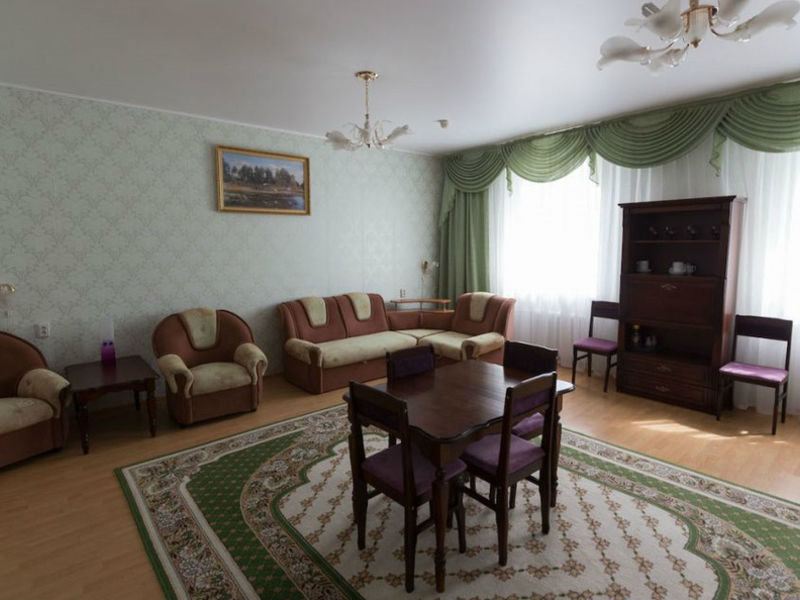 Люкс 2-местный 2-комнатный "Замок" №204,203,304,303 с сауной