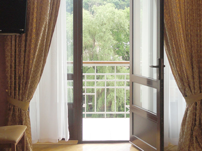 Люкс 2-местный 2-комнатный (304, 307, 308)