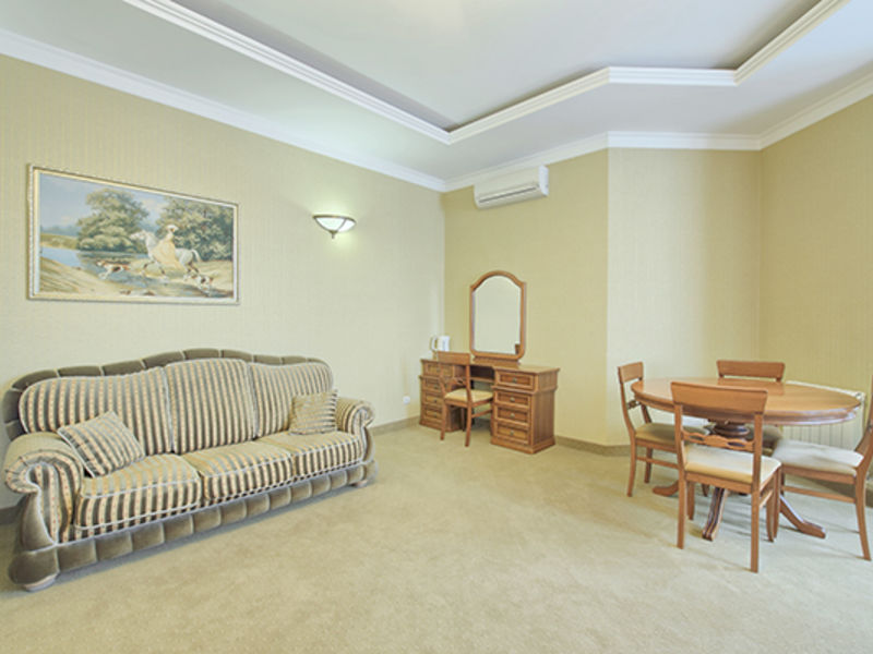 Люкс 2-местный 2-комнатный (304, 307, 308)