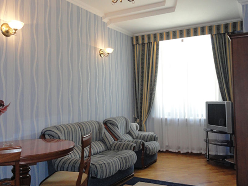 Люкс 2-местный 2-комнатный (304, 307, 308)