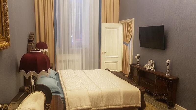 Люкс 2-местный 2-комнатный люкс "Царский"