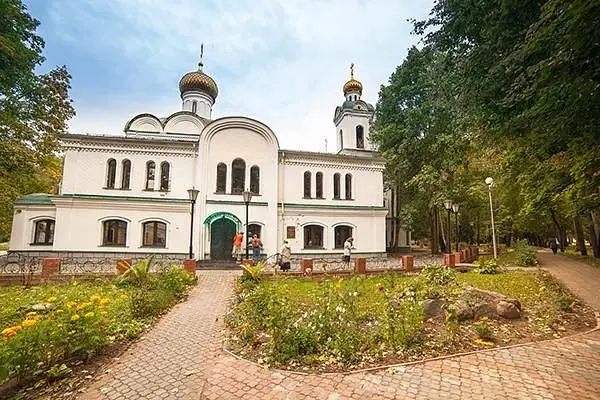 Храм на территории | Карачарово, Тверская область