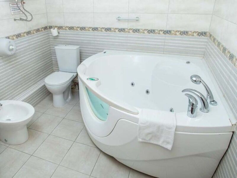 Люкс 2-местный 2-комнатный (329)