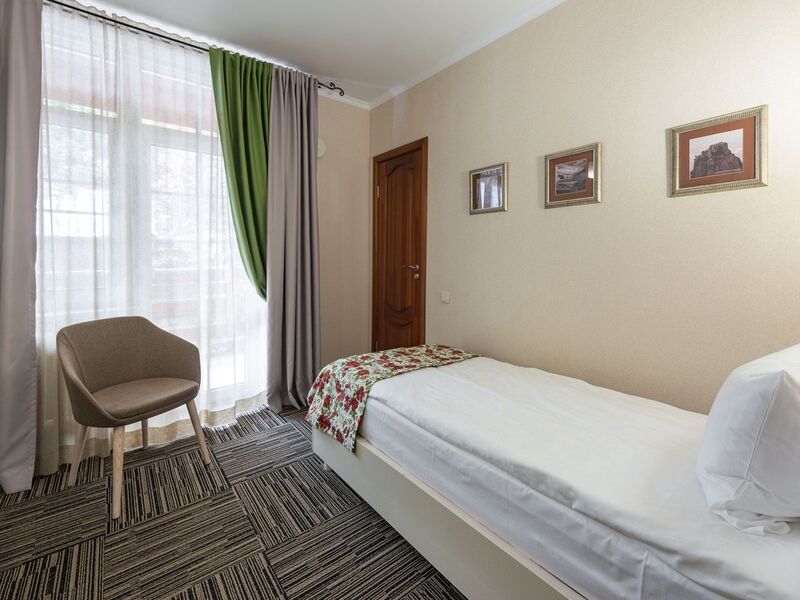 Стандарт 1-местный СИНГЛ 4 *