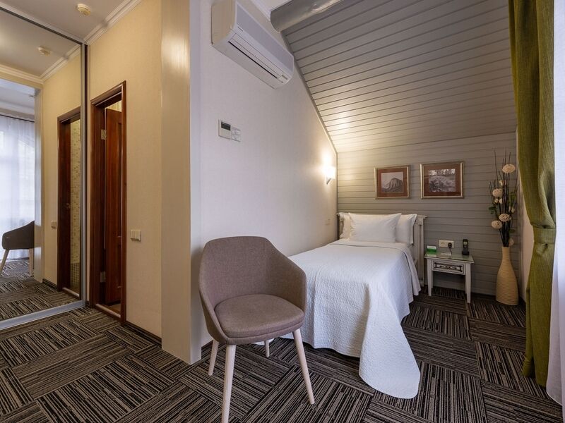 Стандарт 1-местный СИНГЛ 4 *