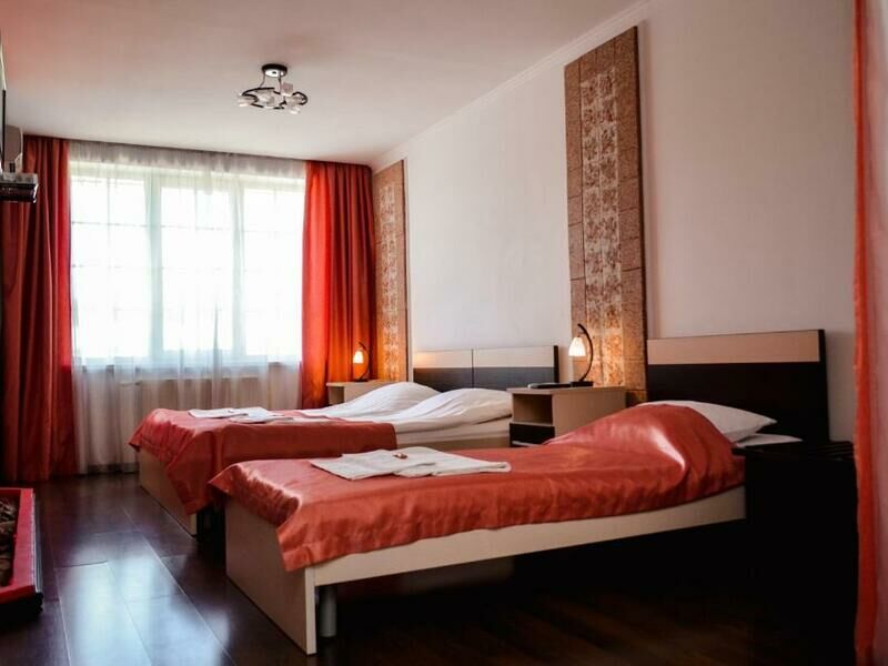 Фемели Люкс 2-местный 2-комнатный