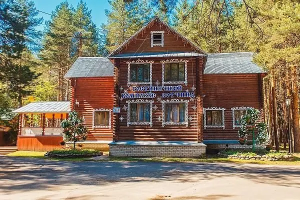 Фасад ГК Вотчина лето | Вотчина Деда Мороза, Вологодская область