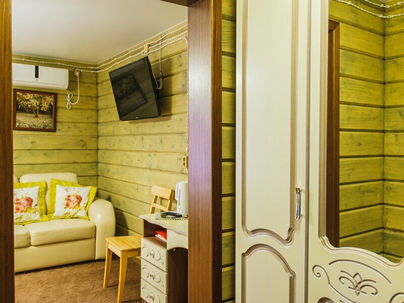 Комната № 2. Весна