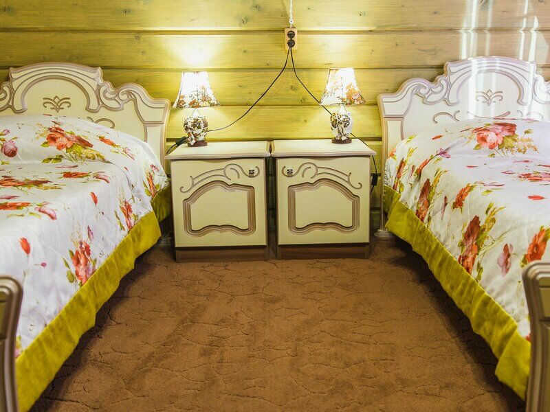 Комната № 2. Весна