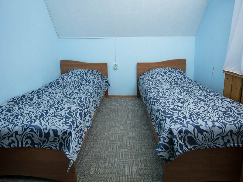 Стандартный 3-местный в коттедже № 1 № 2 (2)