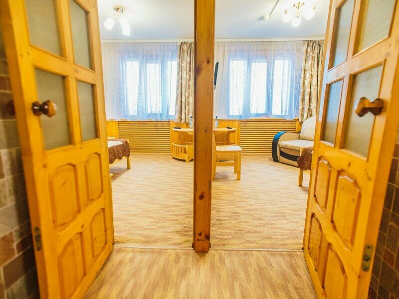 Стандартный 4-местный 2-комнатный в коттедже № 3 (1,2,3,5)