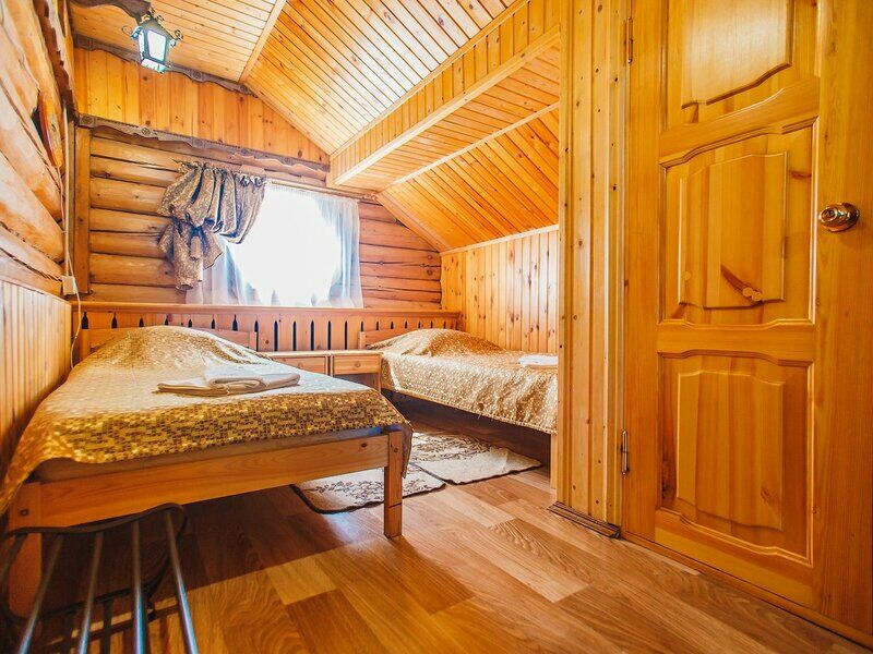 Стандартный 4-местный в коттедже № 1,2 (3)