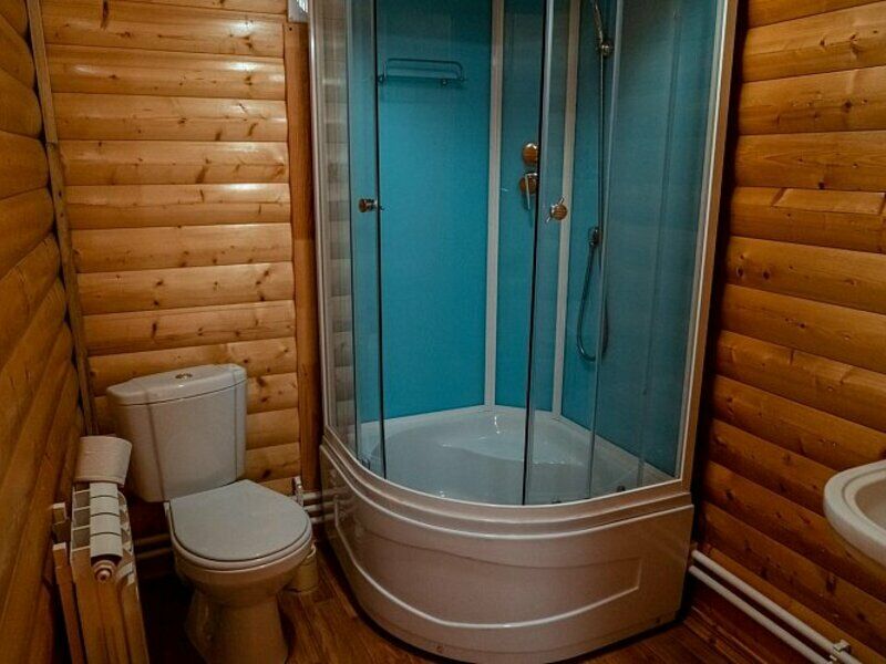 Домик люкс 4-местный 2-комнатный