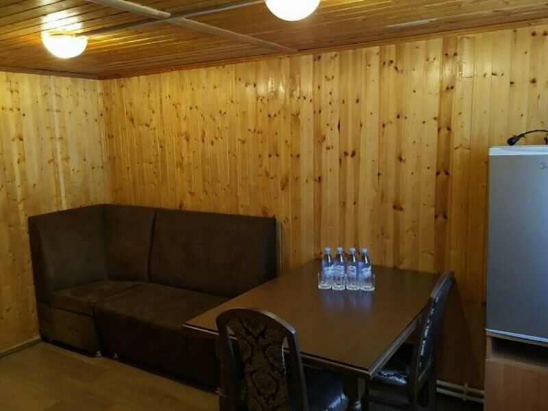 Домик семейный 4-местный 2-комнатный