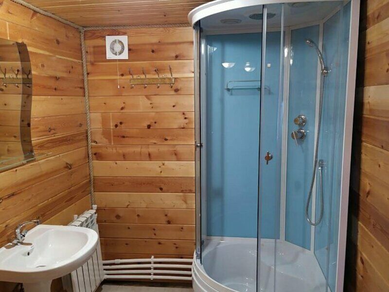 Домик семейный 4-местный 2-комнатный