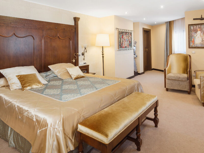 Люкс Короля 2-местный 2-комнатный