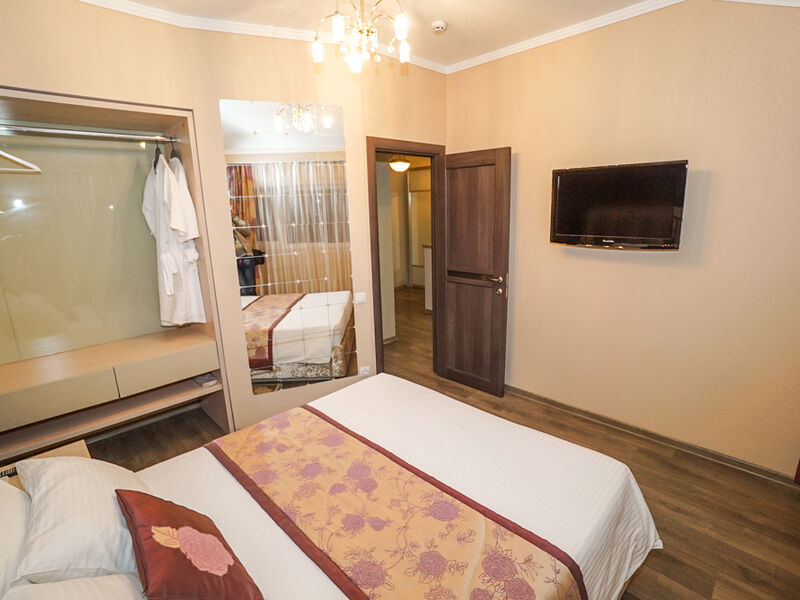 Люкс 2-местный 2-комнатный (1 корпус)