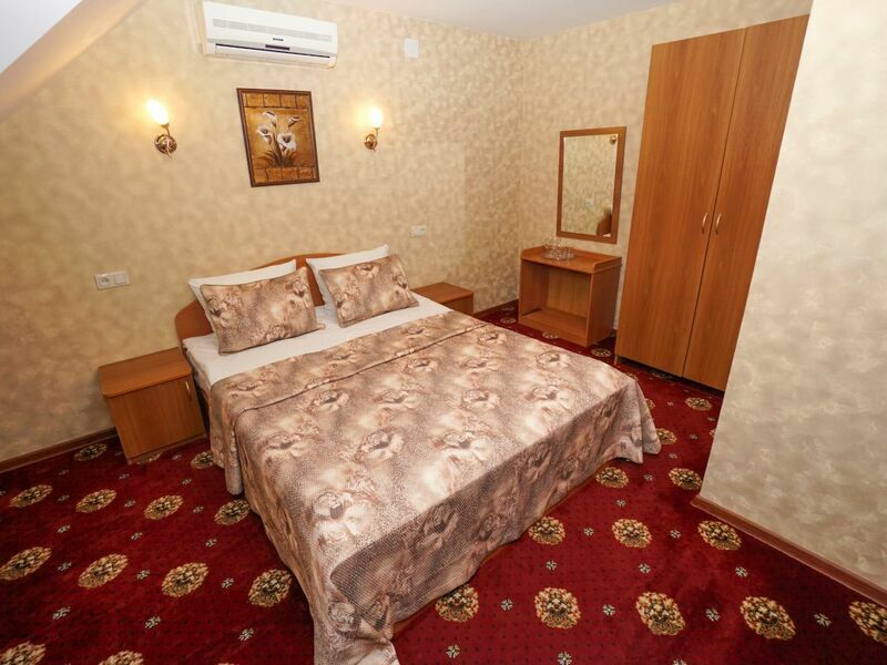 Мансардный 2-местный с балконом