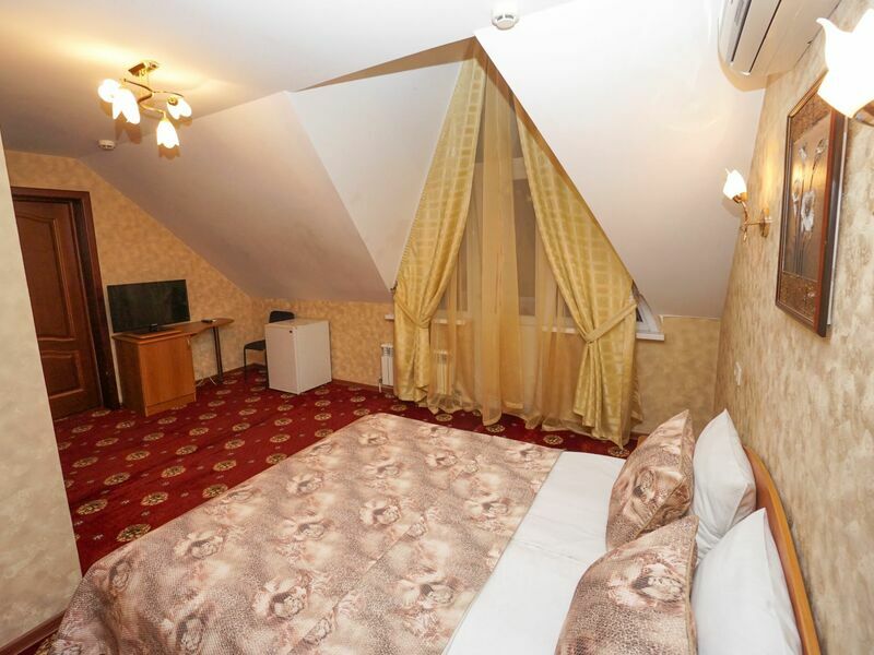 Мансардный 2-местный с балконом