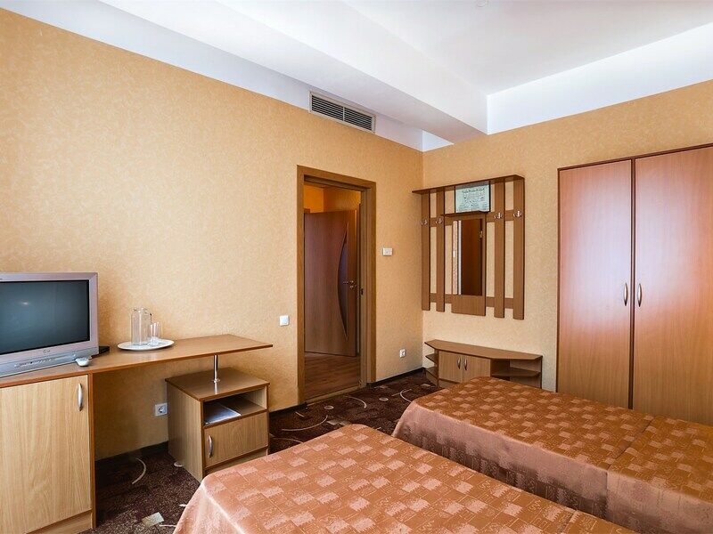 Стандартный 4-местный 2-комнатный