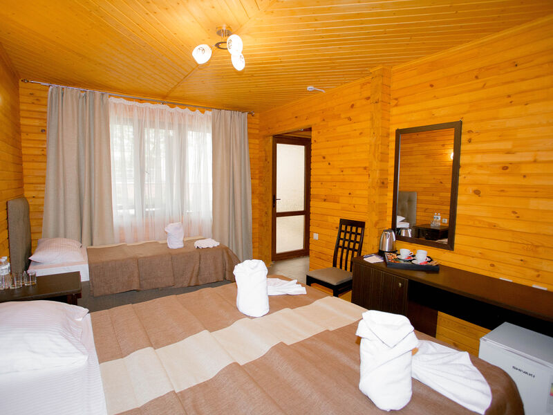 Коттедж 2-местный (с дополнительным местом кровать)