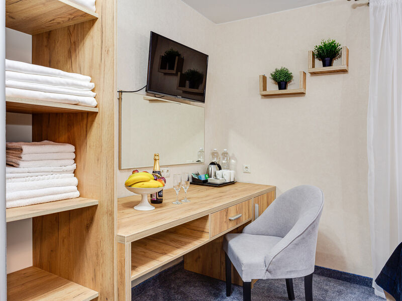 Люкс 2-местный 2-комнатный (с террасой)