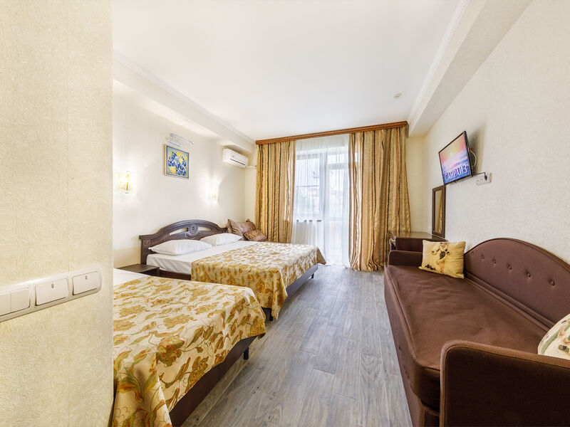 Полулюкс 4-местный